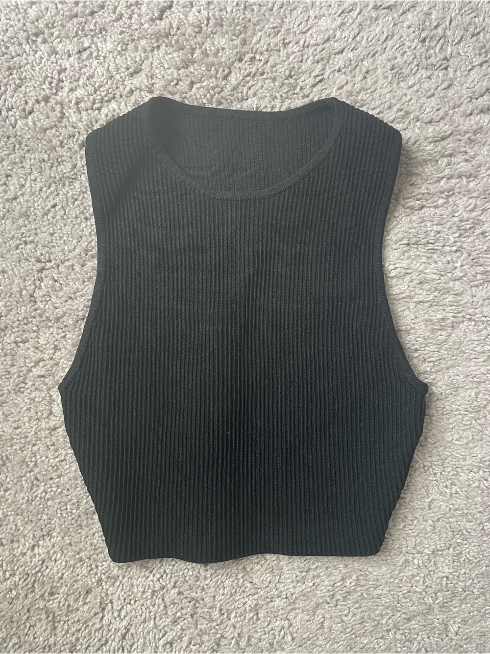 Babaton Sculpt Knit Muscle Cropped Tank - Picture 2 of 4